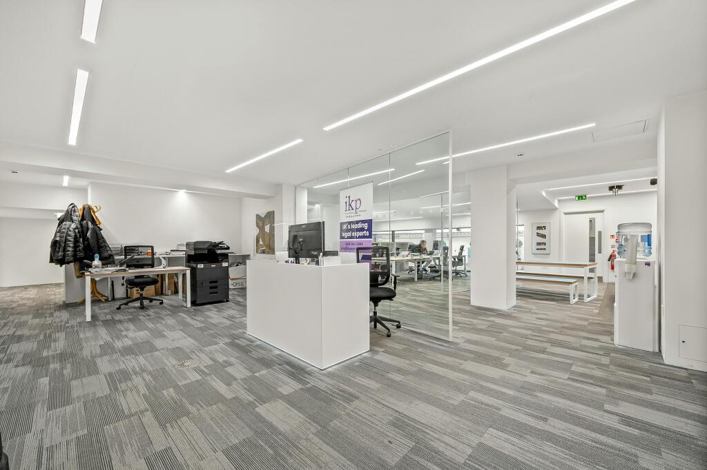 HALL 6.jpg