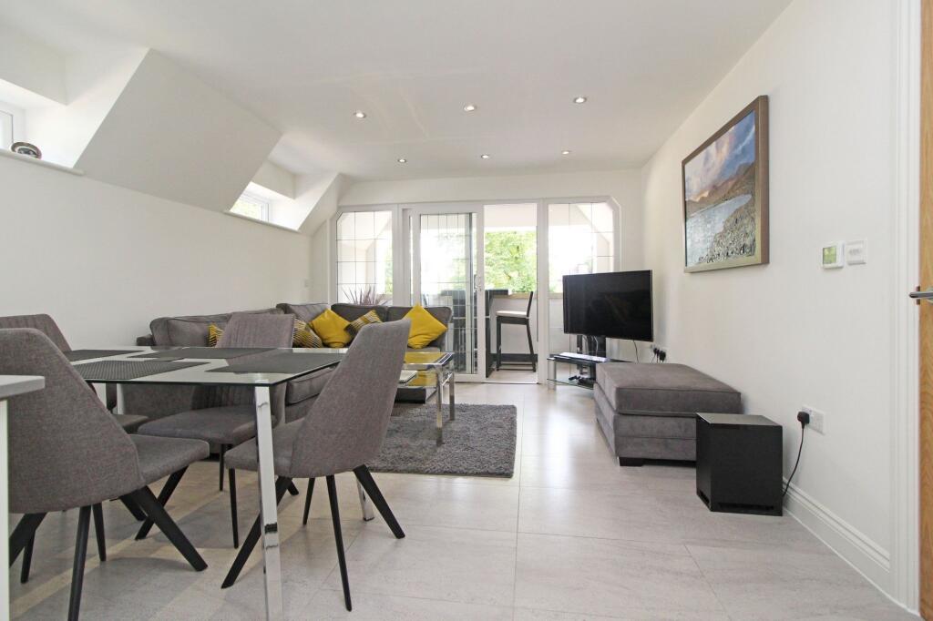 Apartment in Cardiff, Danescourt, Llandaff - View 5
