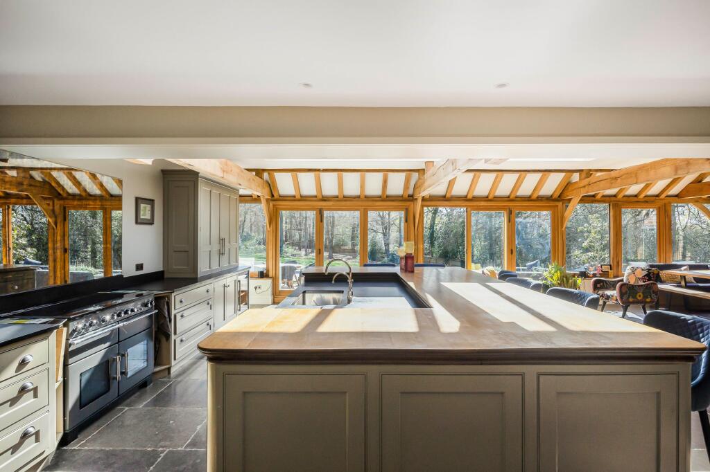 House in Slough, Medmenham - View 5