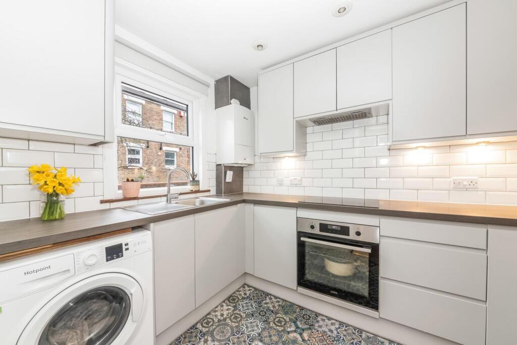 Chichester Mews, West Norwood, London, SE27 photo 2