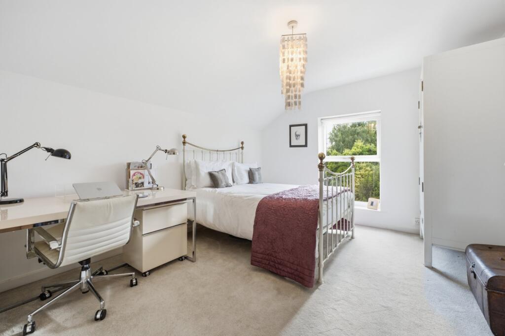 House in Stockport, Heaton Moor, The Four Heatons - More