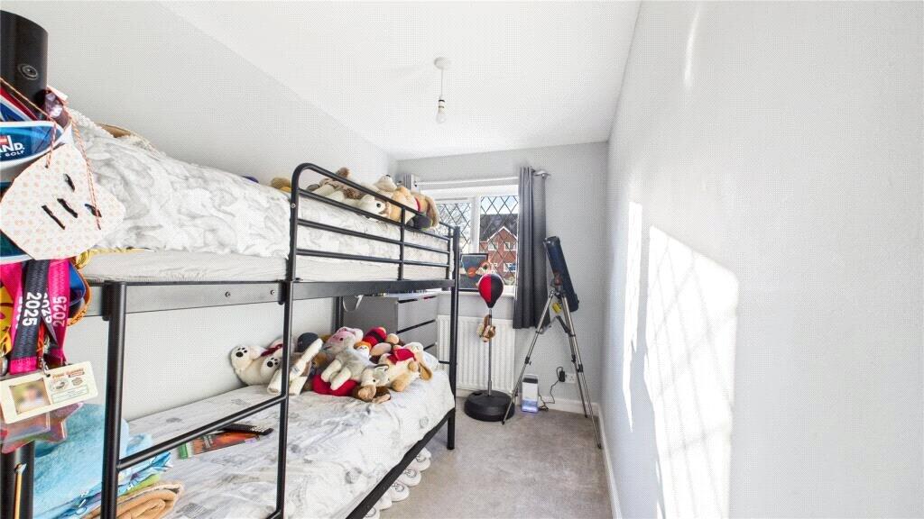 Apartment in Guildford - More