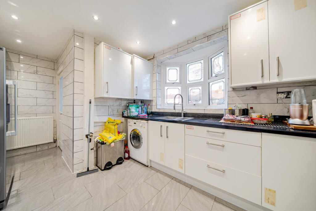 Clarendon Green, Orpington - View 5
