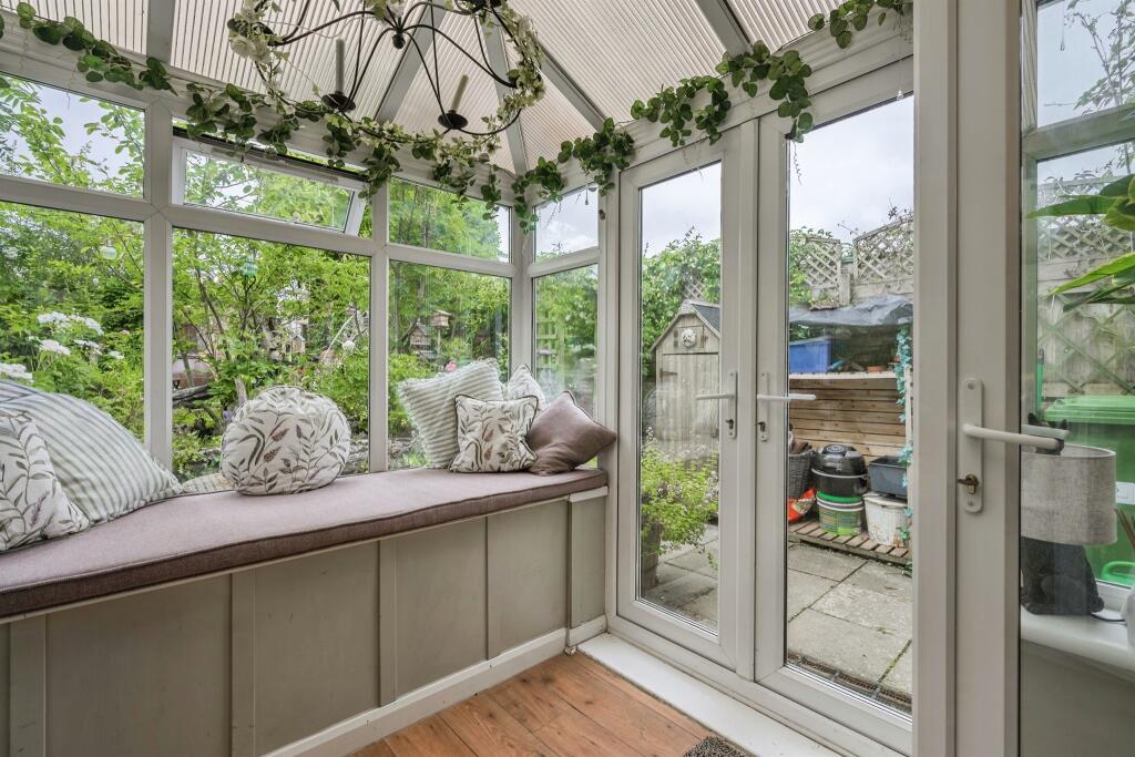 Merafield Road, Plymouth - View 5