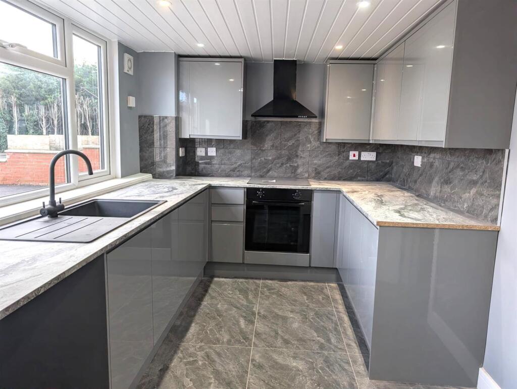 Main image of property: Derby Road, Kegworth