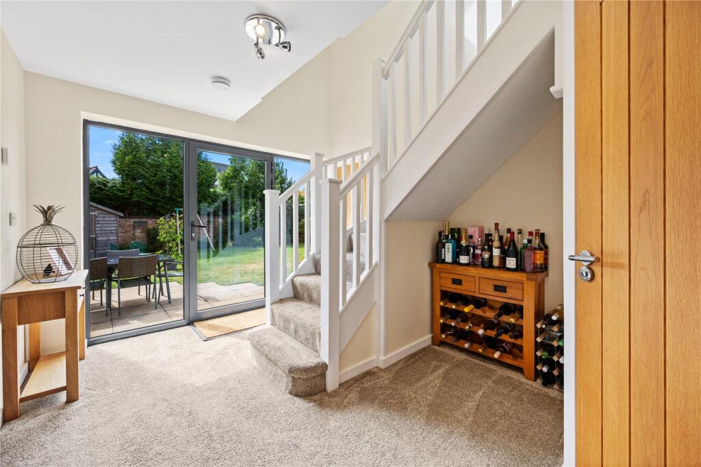 Nettleham Cottage, Tugby - View 4
