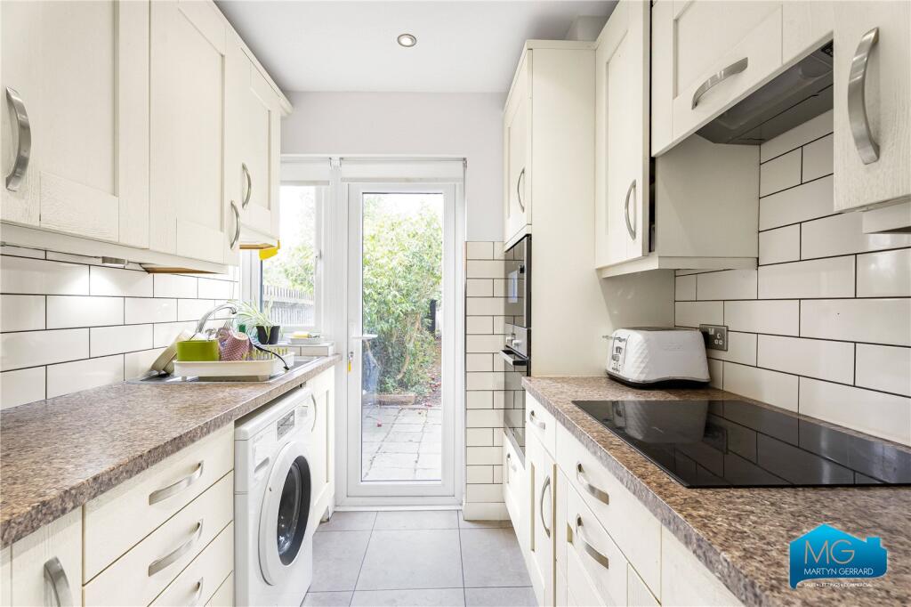 House in London - View 5