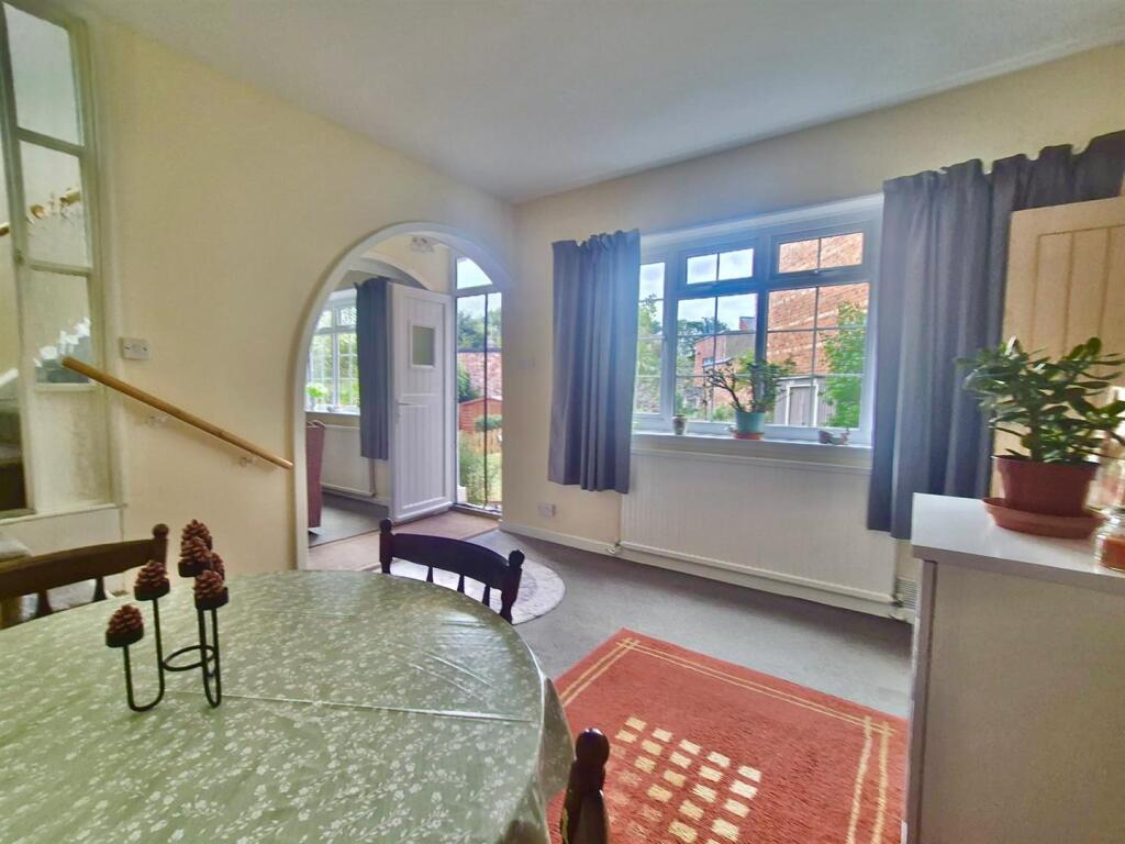 House in Hornsea, East Riding of Yorkshire - View 4
