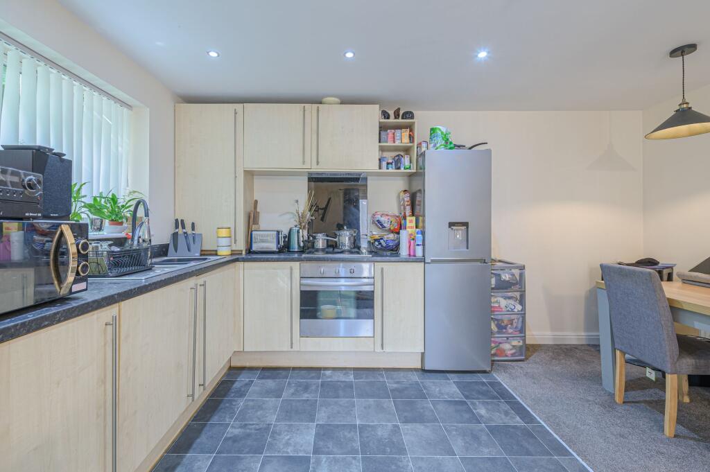 Quarry Hill, Wilnecote, B77 - More