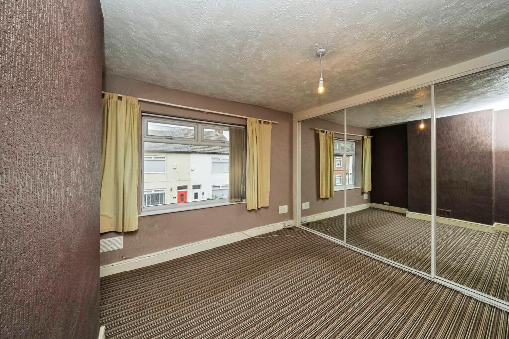 House in Wirral, Liverpool City Region - More
