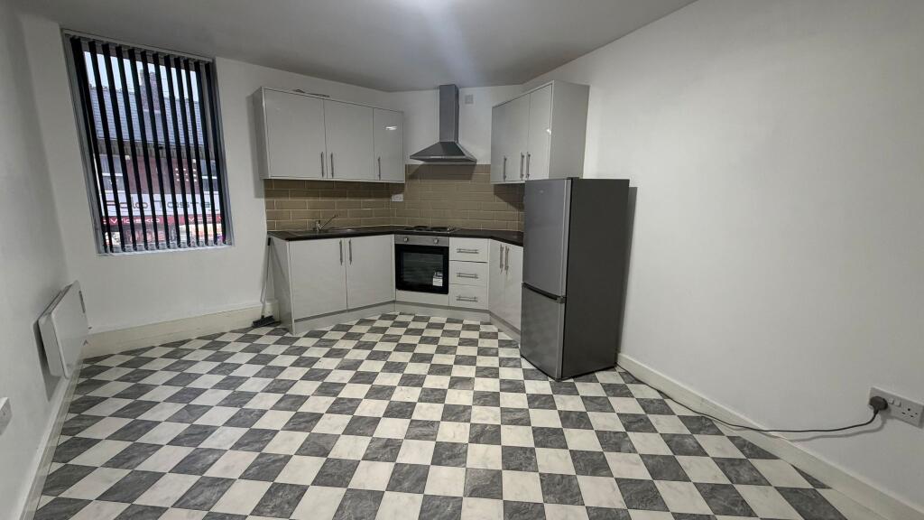 Main image of property: Bearwood Rd, Smethwick, B66 4DL