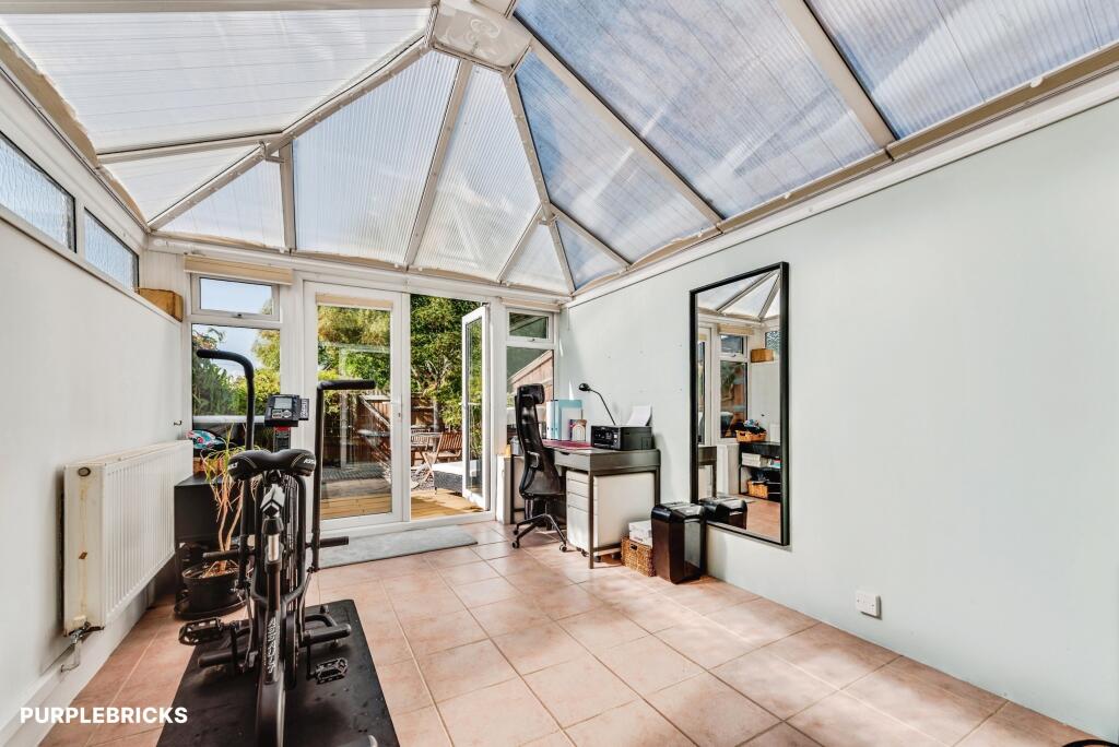 House in Swindon - View 4