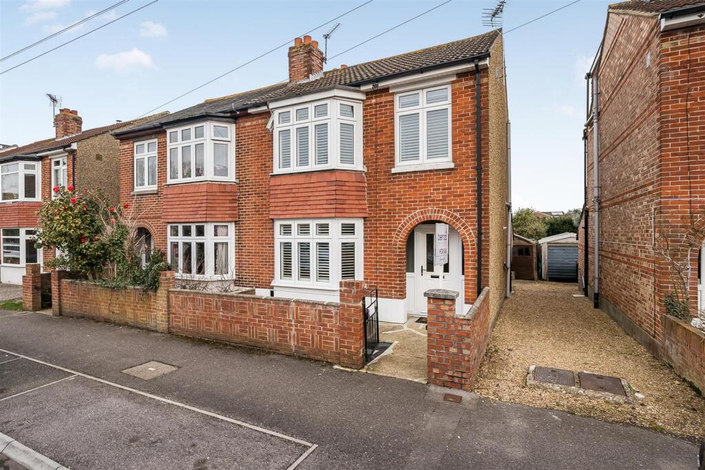 Main image of property: Oval Gardens, Alverstoke, Gosport