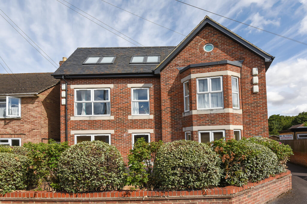 Main image of property: Crescent Road, Oxford, OX4