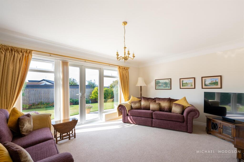 Newark Drive, Whitburn, Sunderland photo 2