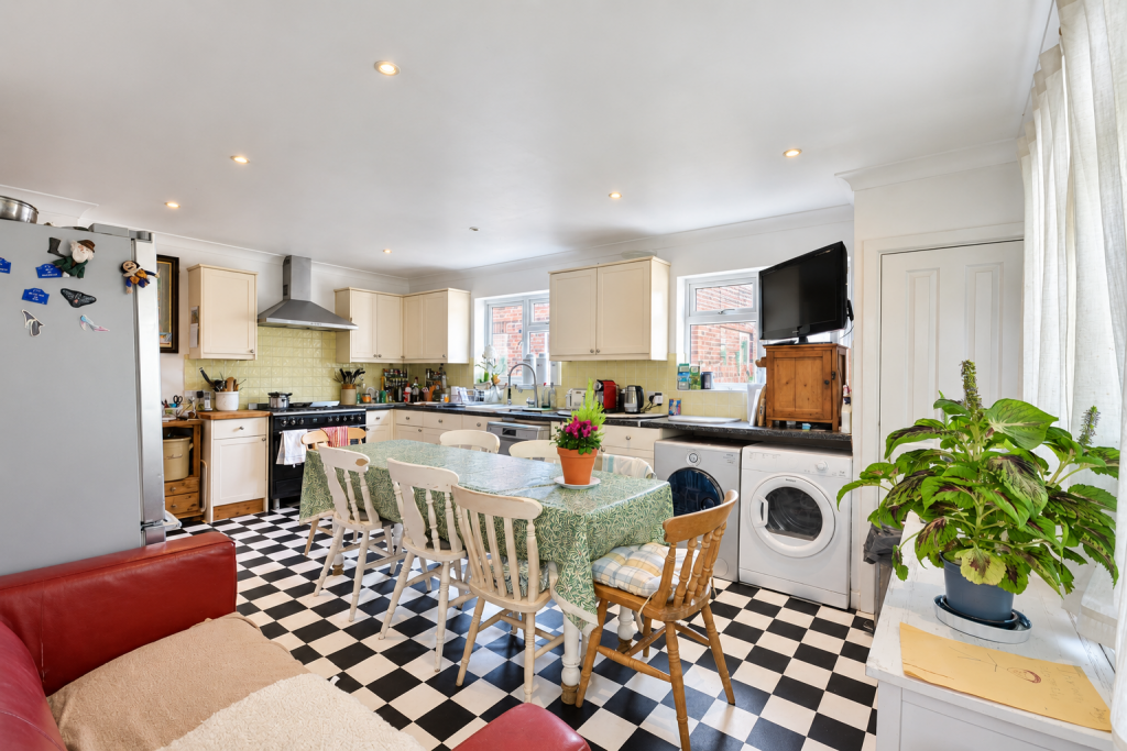 Fitzalan Road, Arundel photo 5