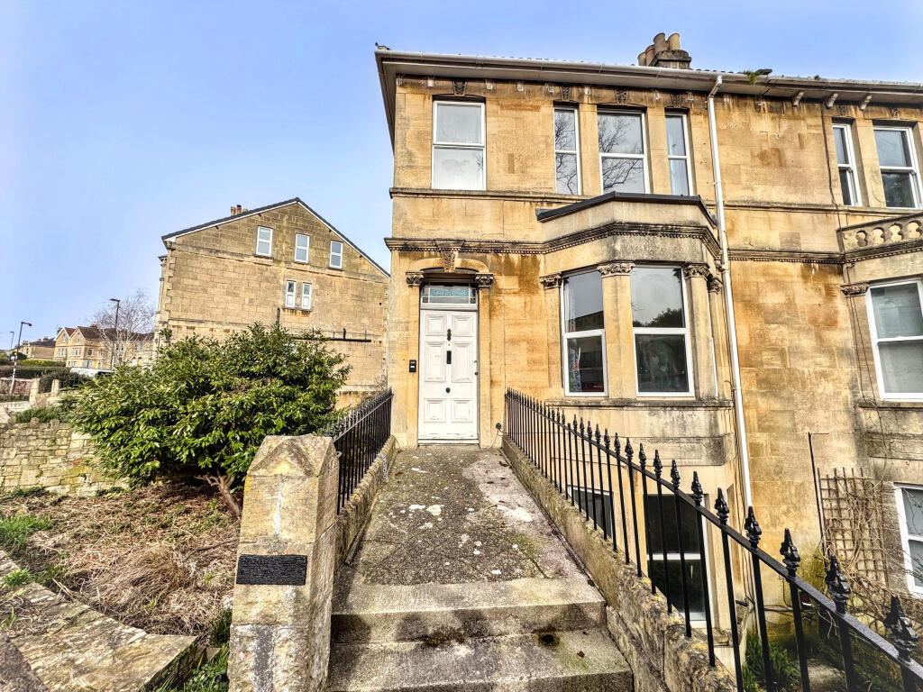 Main image of property: 58 Lower Oldfield Park, Bath, Bath and North East Somerset BA2 3HP