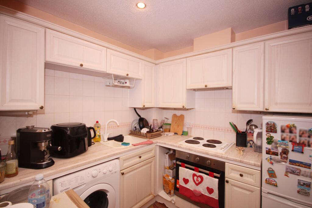 Apartment in London - View 4