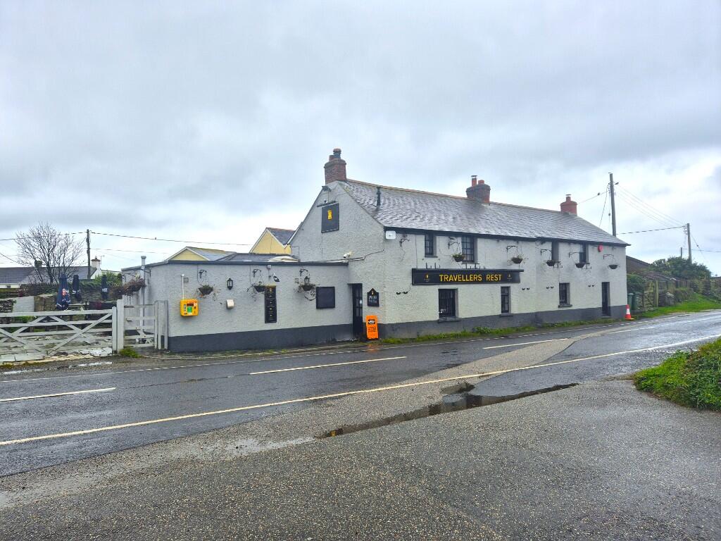 Main image of property: Travellers Rest, Trevarrian Hill, Trevarrian, Newquay, Cornwall TR8 4AQ