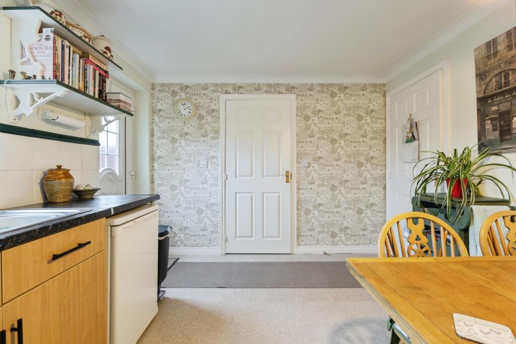 Campion Way, Hethersett, Norwich, Norfolk, NR9 photo 3