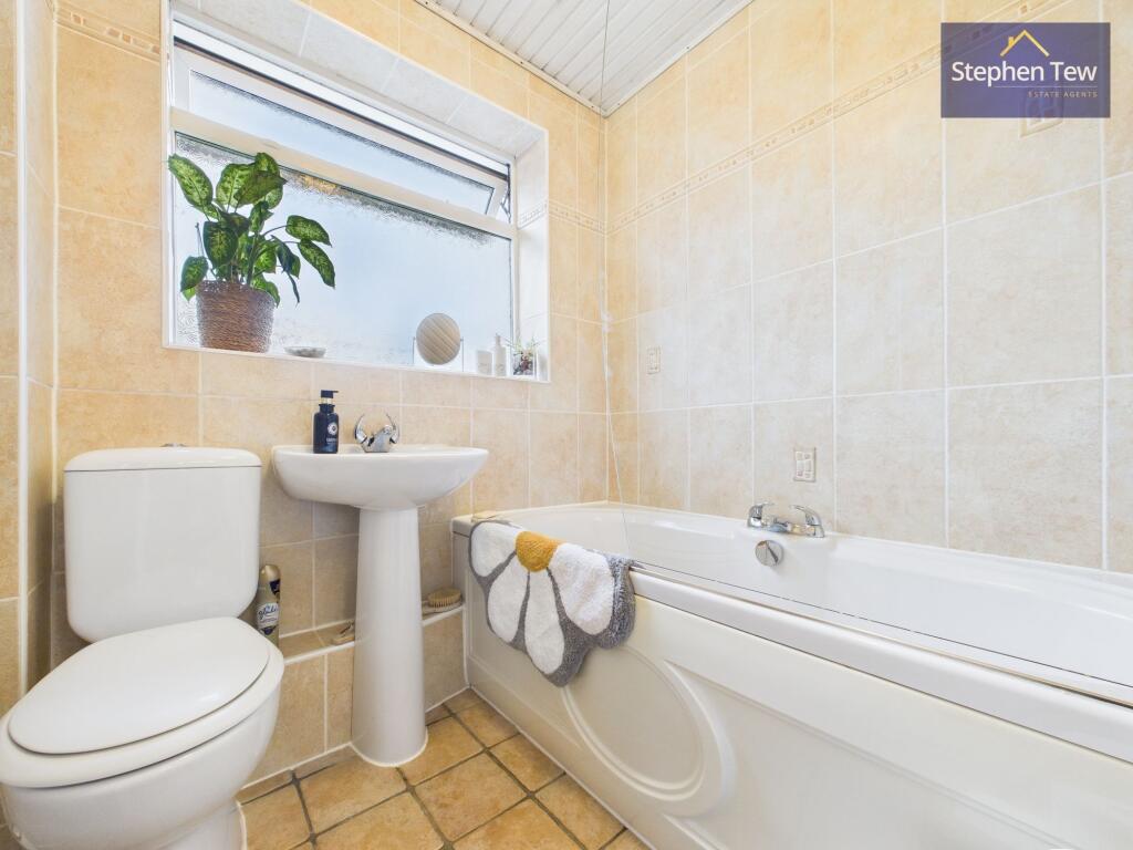 St. Georges Avenue, Westhoughton, BL5 - Widok 4