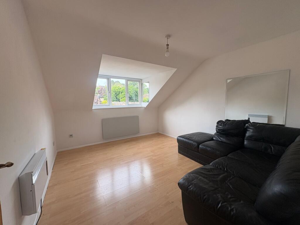 Apartment in Cherwell, Banbury - View 3