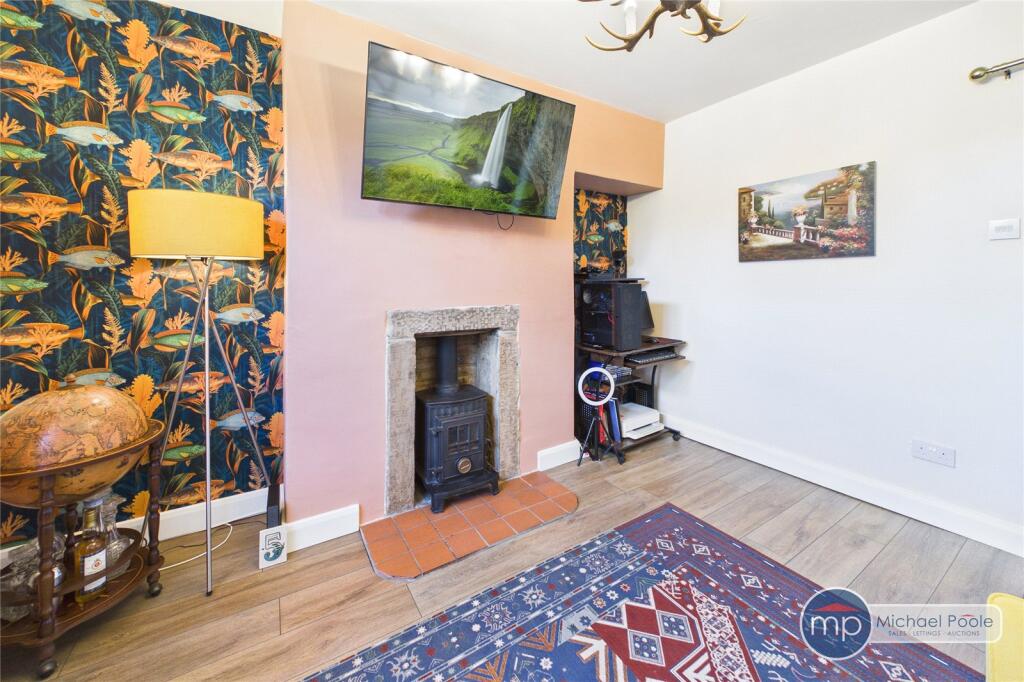 Springhead Terrace, Loftus photo 3