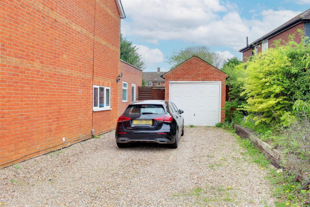 Additional image 24 of Holloways Lane, Welham Green