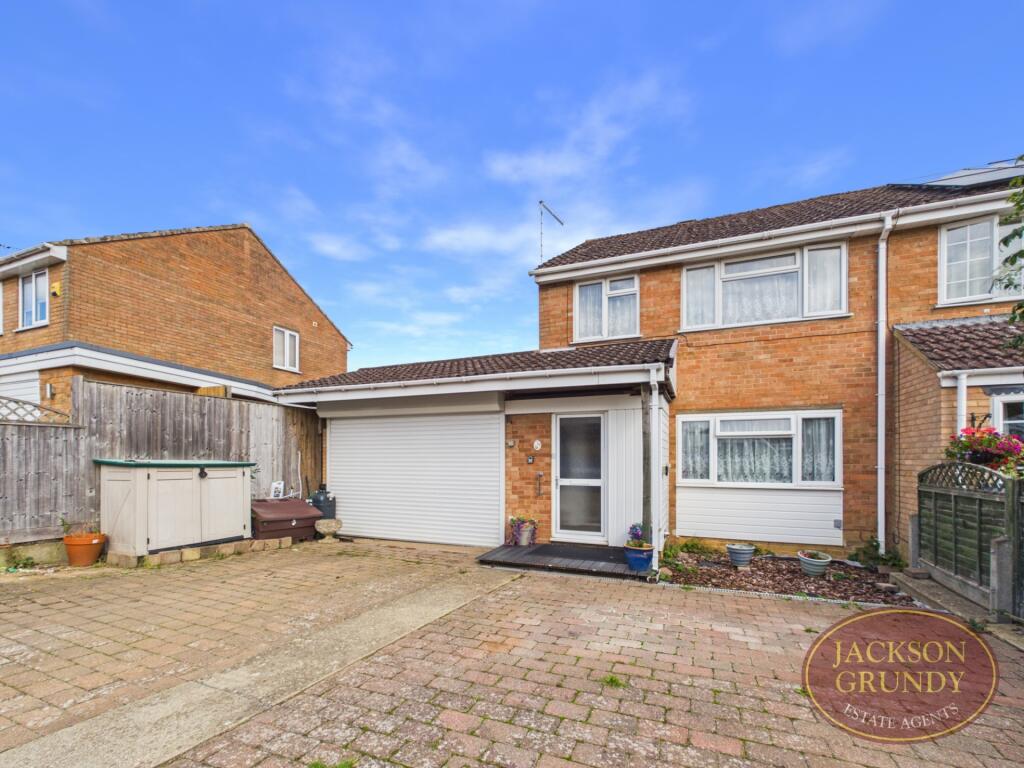 Main image of property: Waggoners Way, Bugbrooke, NN7 3QT