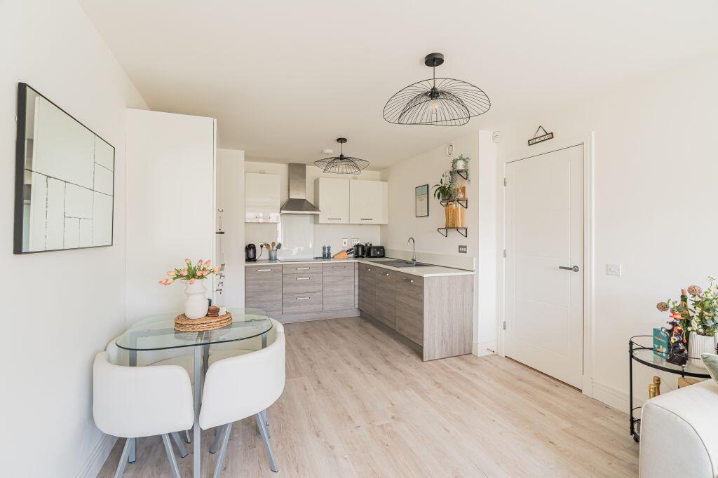 Apartment in Edinburgh, Cammo - View 3