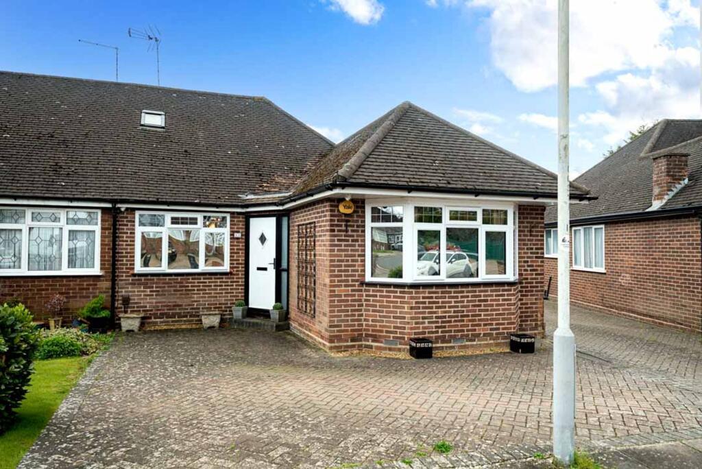 Main image of property: Abingdon Road, Luton, LU4