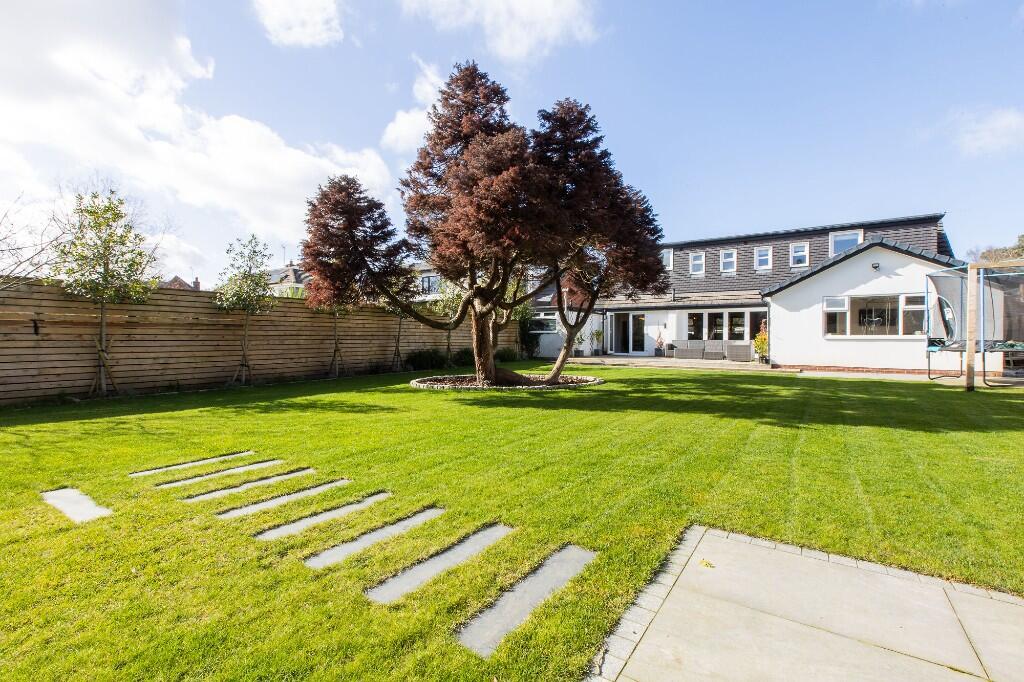 Main image of property: The Spinney, CH60