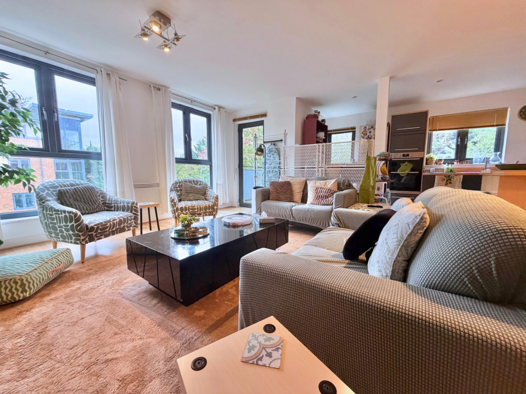 Apartment in Manchester - View 2