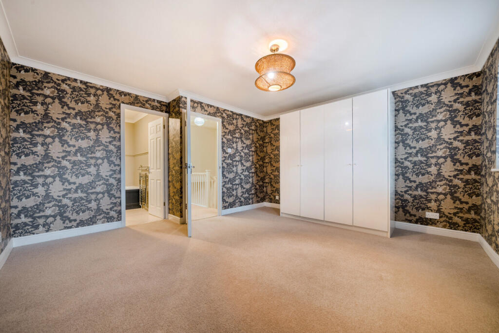 Transom Close, Surrey Quays, London, SE16 photo 3