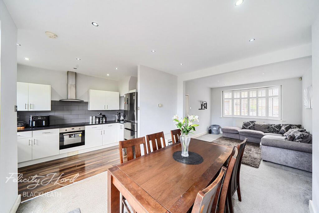 House in London - More