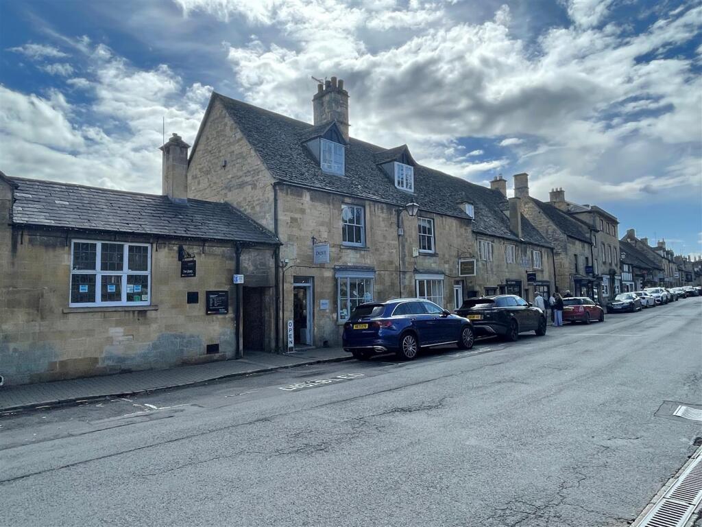 Main image of property: Hook House, High Street, Chipping Campden