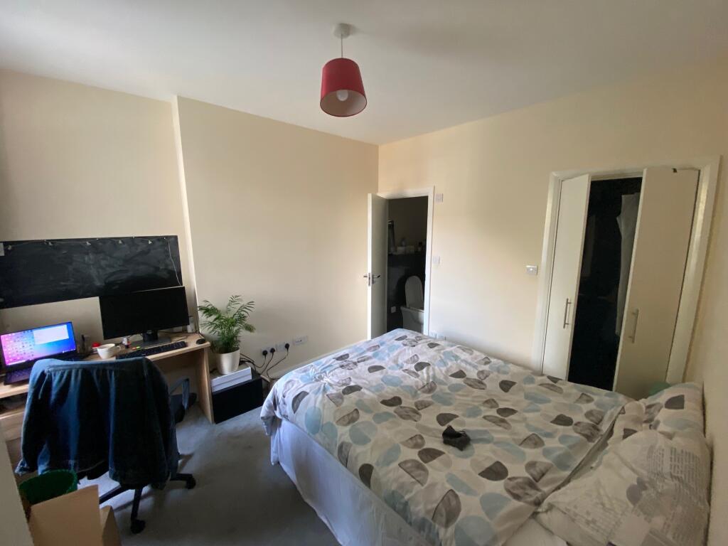 Apartment in London - View 4