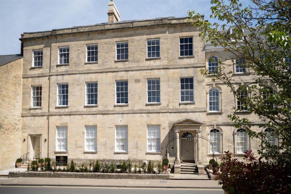 5-bed house on 30-32, Dollar Street, Cirencester, £2,750,000