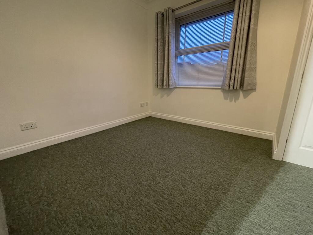 Apartment in Salisbury - View 5