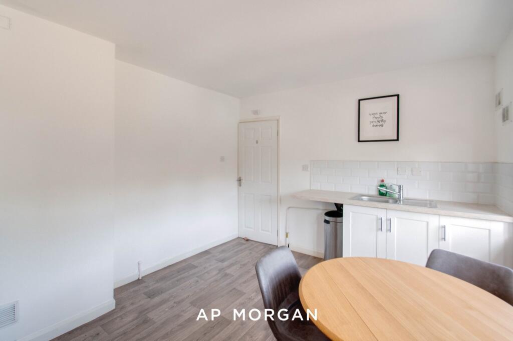 Oak Tree Avenue, Batchley, Redditch, Worcestershire, B97 - View 3
