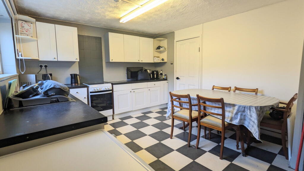 Flimby, Skelmersdale, WN8 6PD photo 3