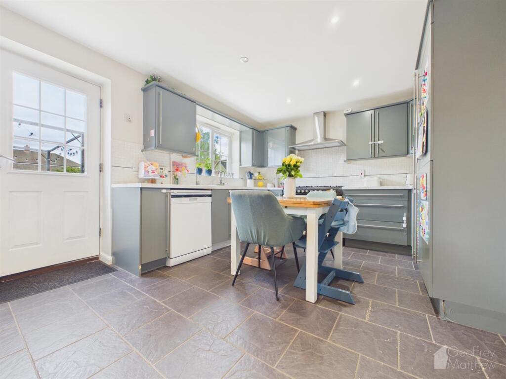 House in Stevenage - View 4