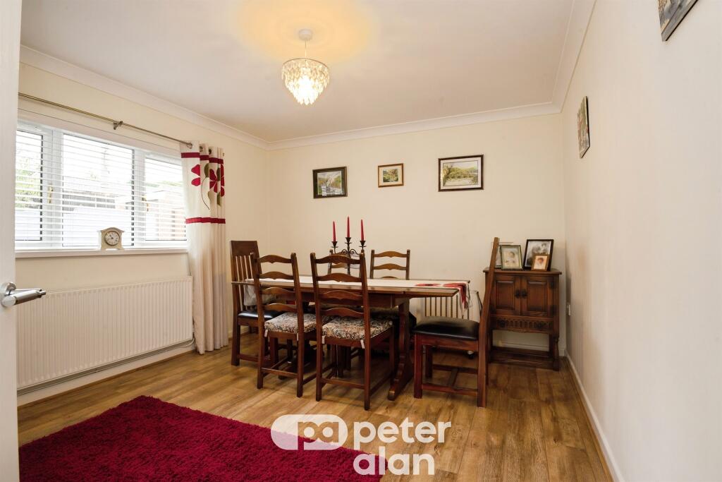 House in Newport - View 5