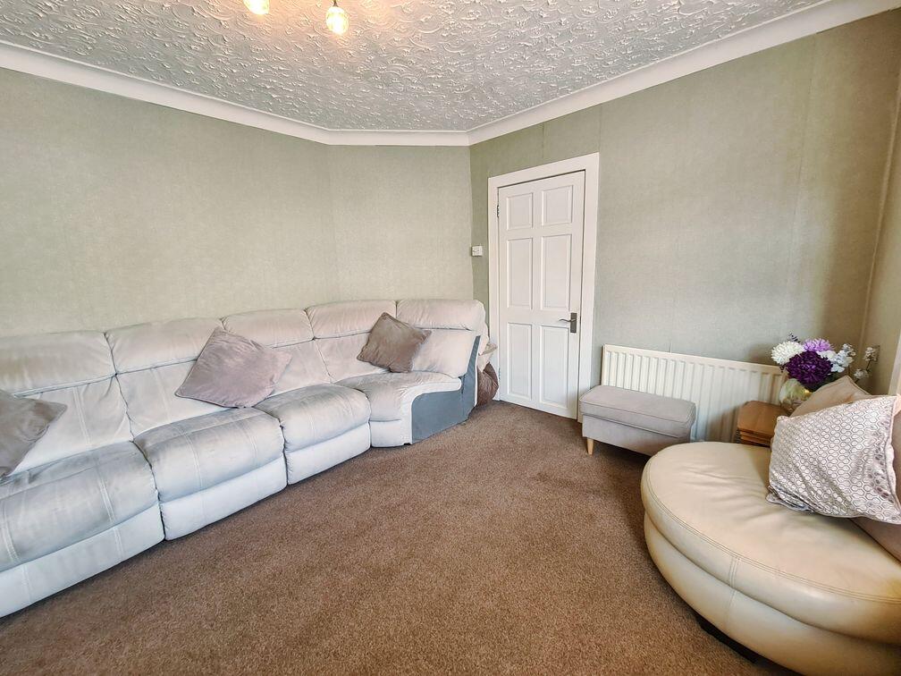 House in Southampton - View 3