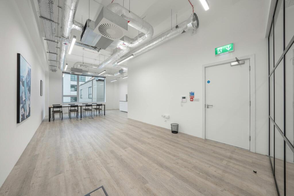 Office 1