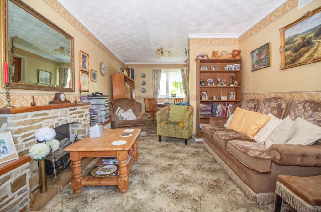 House in Waterlooville, Purbrook - View 3