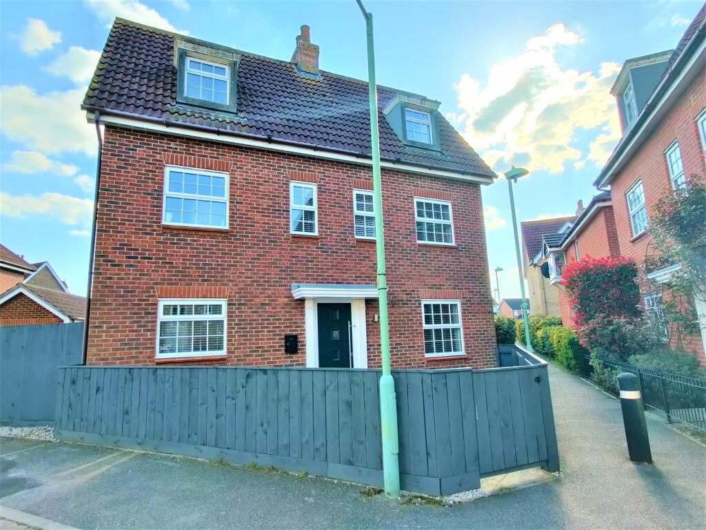 Main image of property: Kingfisher Road, BURY ST. EDMUNDS