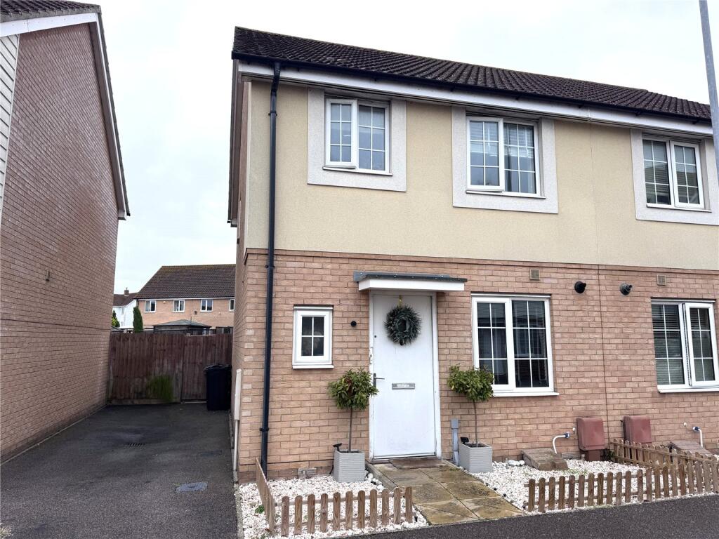 Main image of property: Heron Way, Dovercourt, Essex, CO12