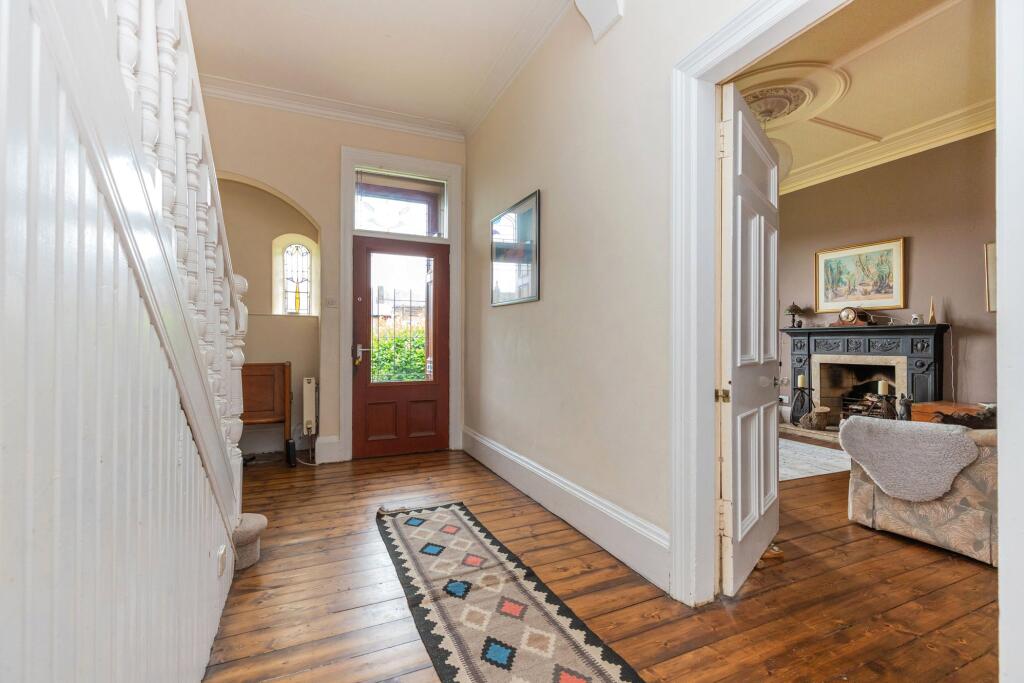 542, Clarkston Road, Netherlee, Glasgow photo 4