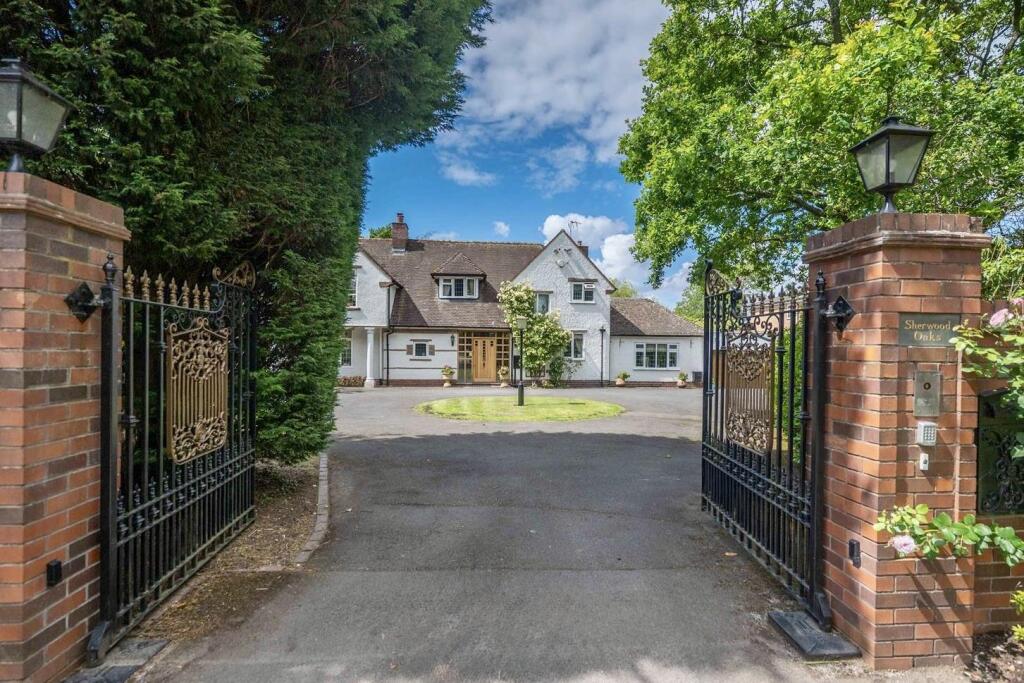 Main image of property: Broad Lane, Tanworth-In-Arden
